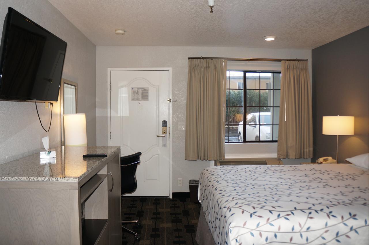 Americas Value - 2* Milpitas